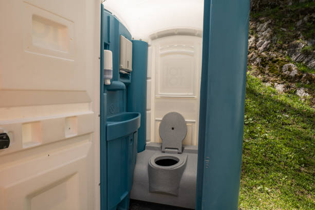 Best Construction site porta potty rental  in Orland Hls, IL